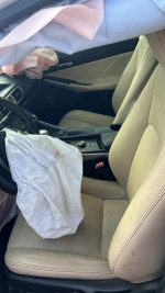 LEXUS IS 200T BASE - Image 4